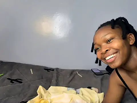 luna5babe live cam on StripChat