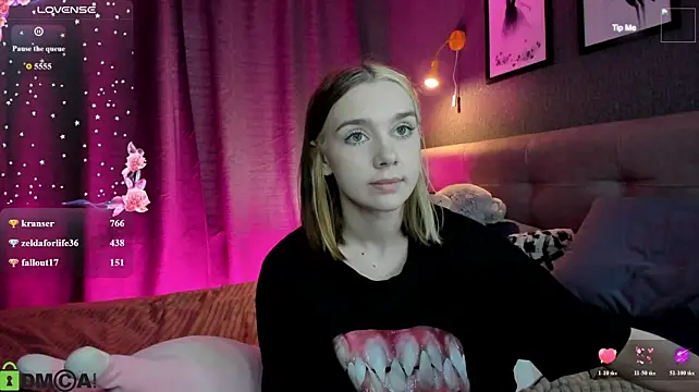 Lesi_Moonie01 live cam on StripChat