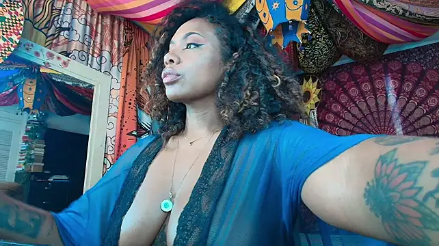 ElizaGrey_ webcam