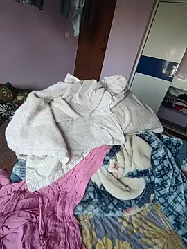 paramkeerthi (M young) - Live nude masturbatioGum show 30 minute