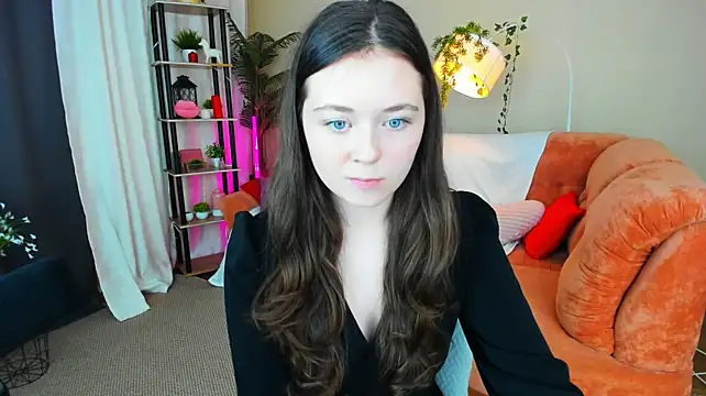 AlluringLookk webcam