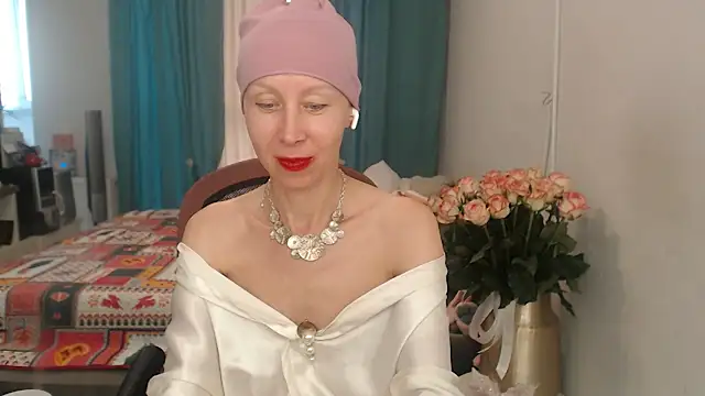 LuxuryNika