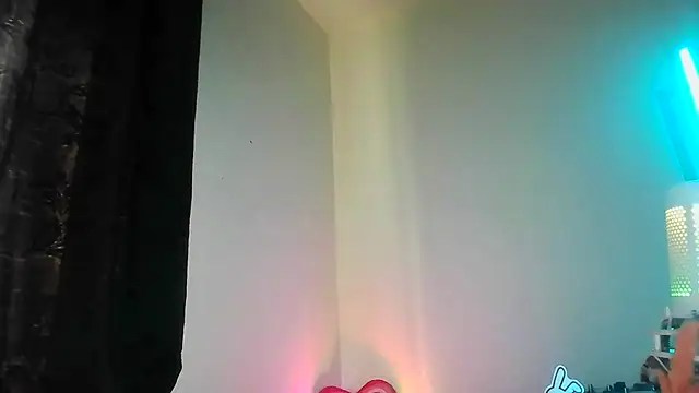 Guyst049 webcam