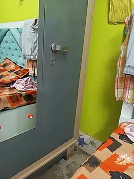 Manjudear live cam on StripChat