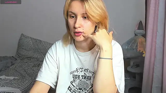 Sweet_white_chocolate webcam