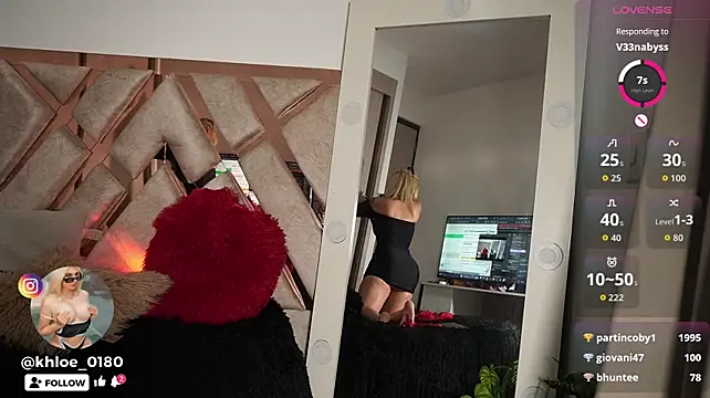khloe__018