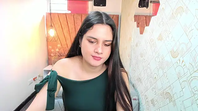 Zoe__Taylor__