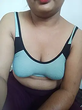 Hot_madhu5