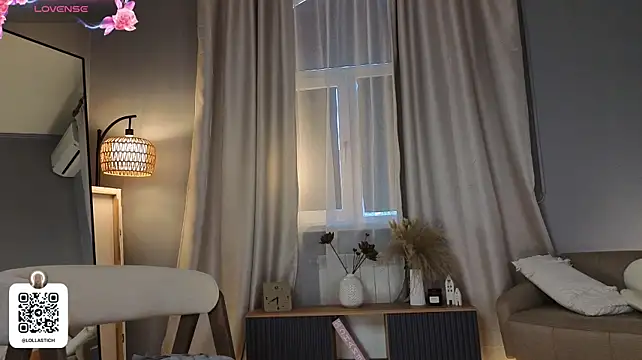 LollaStich live webcam