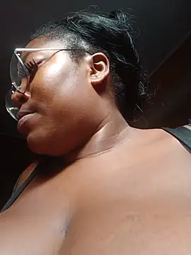 nanis_13 webcam