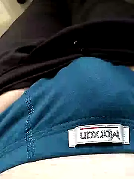 Gallanttrox live cam on StripChat