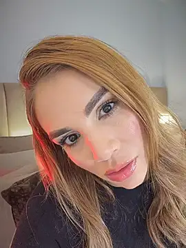 Lia_Brooks