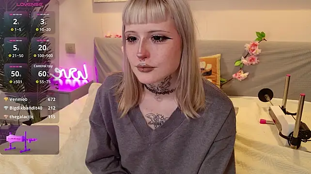 MilkMeSoftly webcam