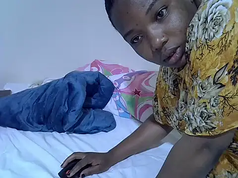 creamy_val webcam