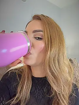 Lia_Brooks