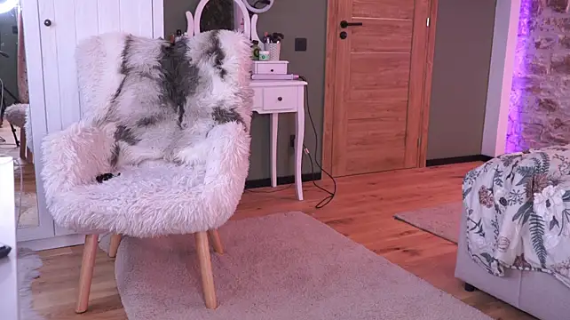 JoanneGG live webcam