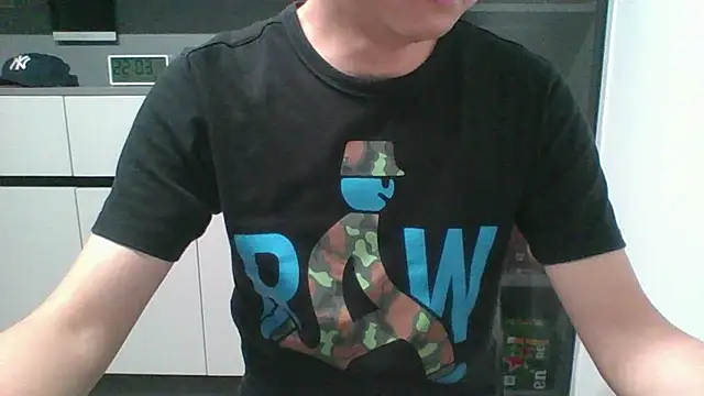 nole_china7 (Ask my age) - talk / fun / cum