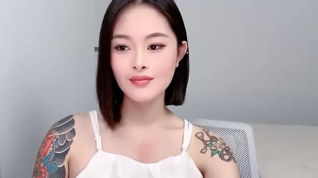 enter chatroom Ivy 360