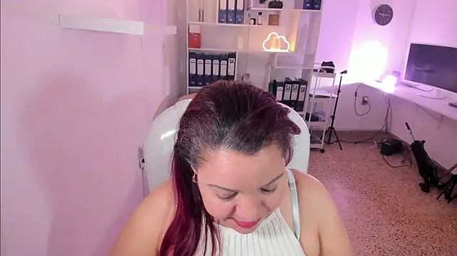 online webcam show Crystal Mommy