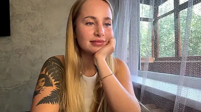 Micky_blush