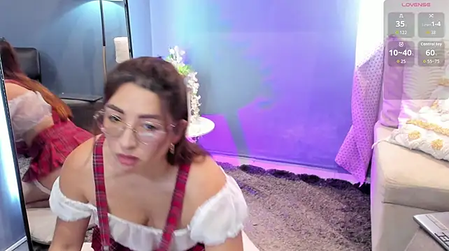 _LaraMom_