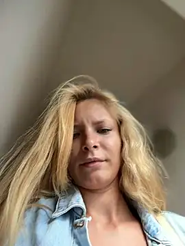 AnastasiaAniess live sex cam