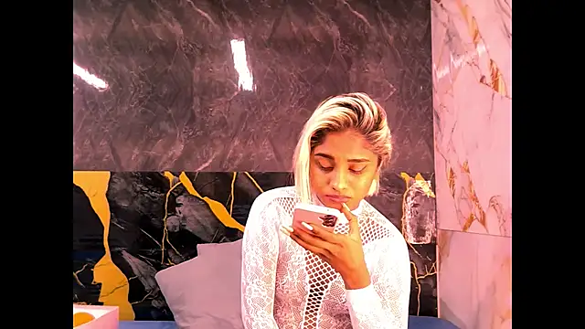 indian_barbie webcam