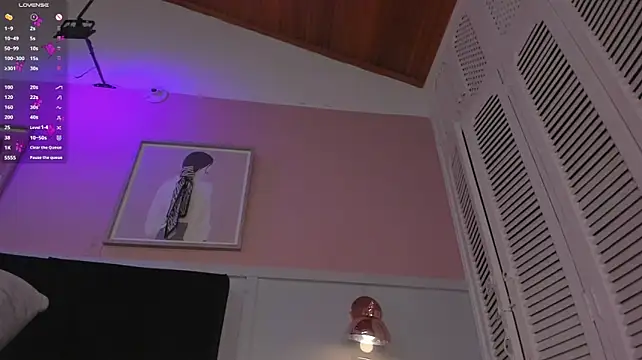 elodie_walker webcam