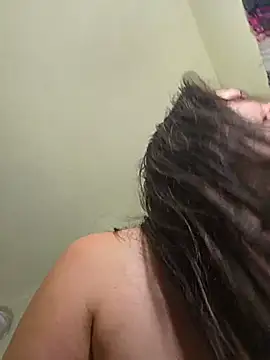 LacyLaurent webcam