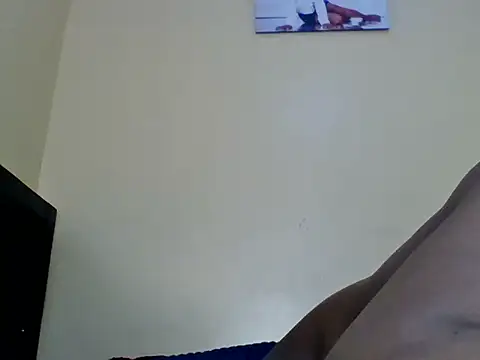 camila_lorah live cam on StripChat