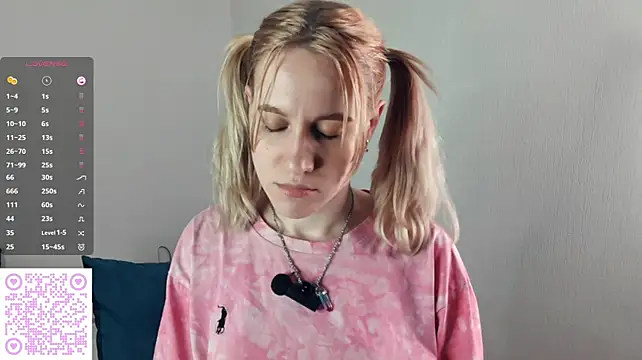 pinkhornyprincess webcam