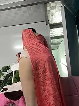 Nana-19 live cam on StripChat