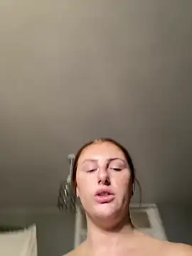 diamond-dollyx live cam on StripChat