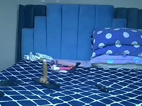 melanin_moon webcam
