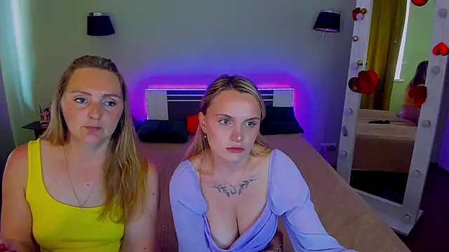 MagicEyess live cam on StripChat