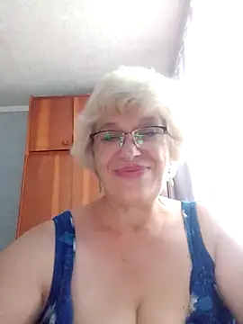 52MiaLove02 live cam on StripChat