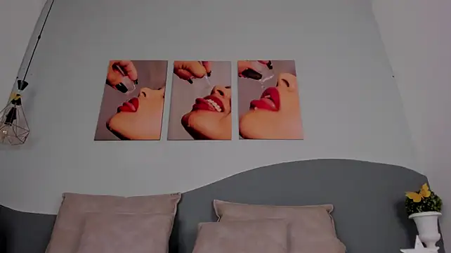 CannelaSmith live cam on StripChat