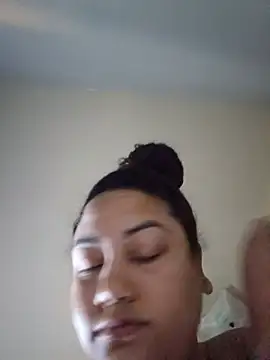 honeeyyy_pot webcam