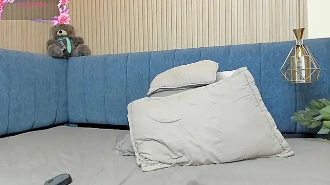zara_milf webcam