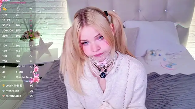 ChloeWells webcam