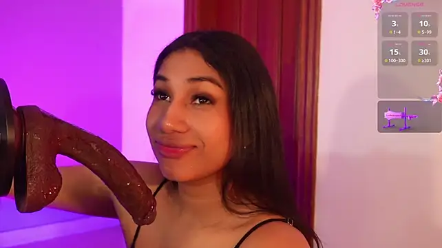 EMILYY_WALKER webcam