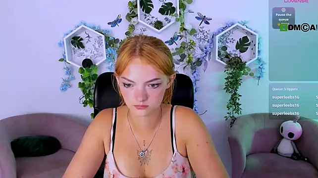 melody_sky_ webcam