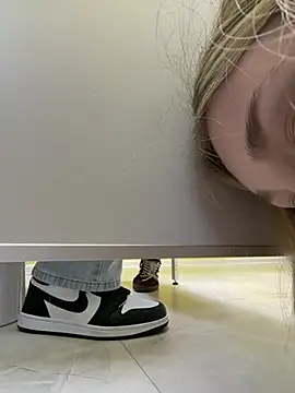 Pink_Kiss webcam