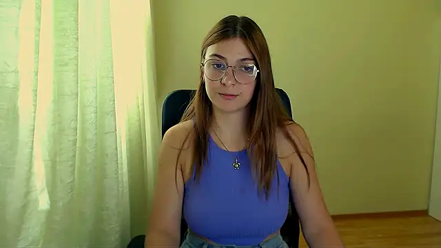 Luna_Lush_