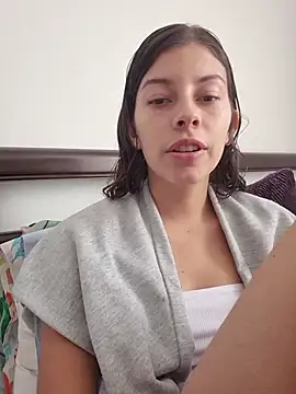 irisbound (F young) - Spank tits