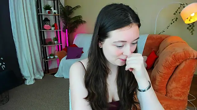 AlluringLookk webcam