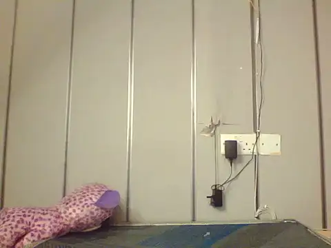 Babygirlcloud webcam