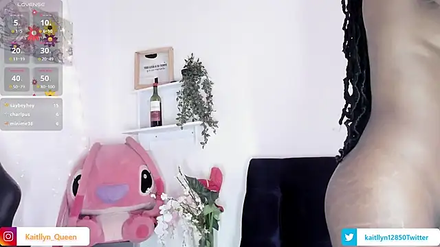 queen_katle live cam on StripChat