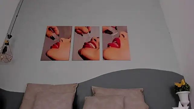 CannelaSmith webcam
