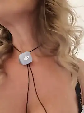 JasmineNoir2 live sex cam